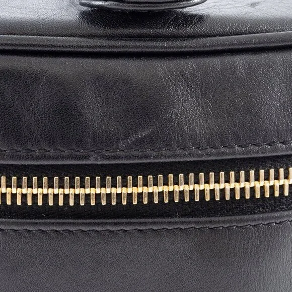 CHANEL Black Lambskin Leather Pouch - Picture 7 of 16